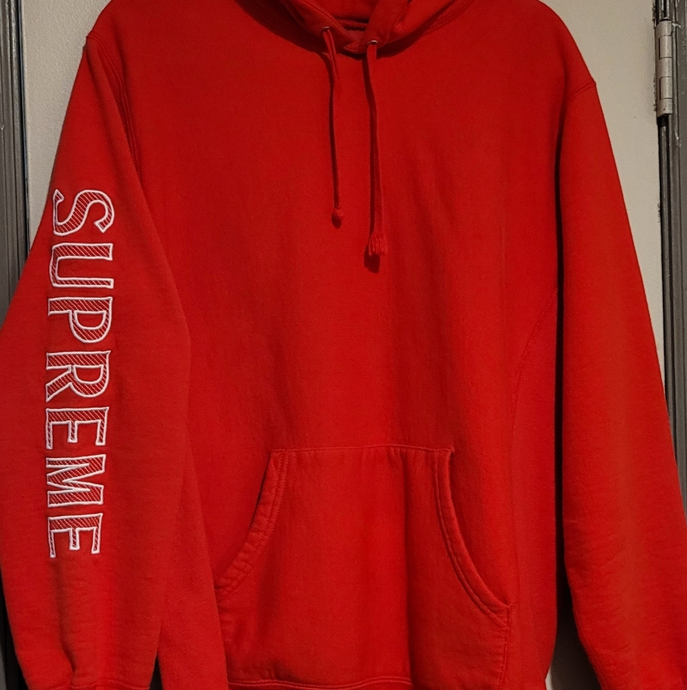 SUPREME Hoodie